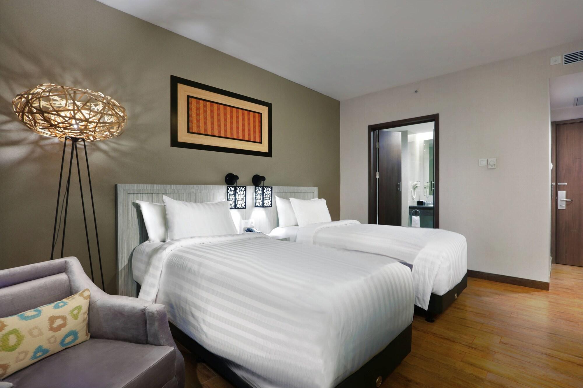 Harper Perintis By Aston Hotel Makassar Eksteriør billede
