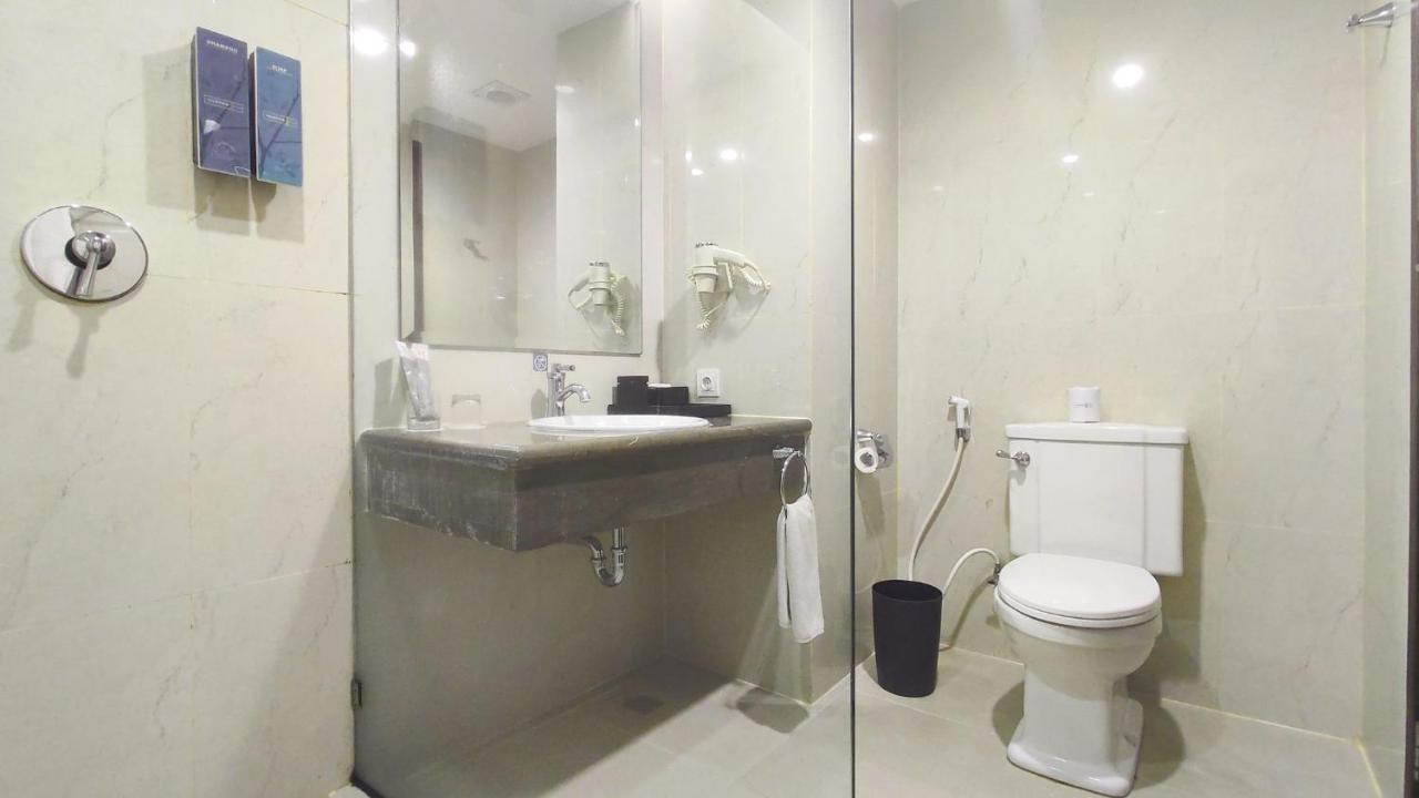 Harper Perintis By Aston Hotel Makassar Eksteriør billede