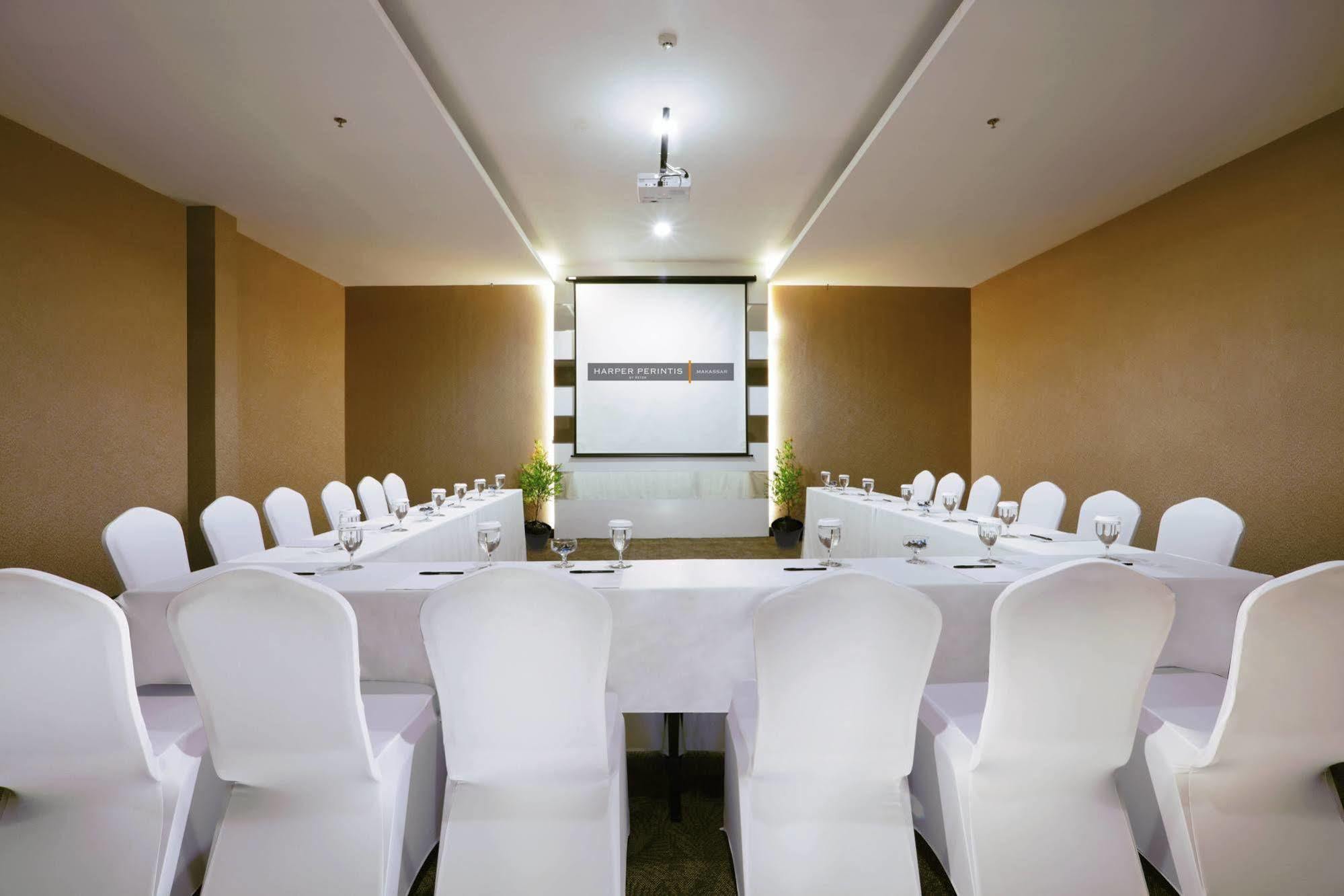 Harper Perintis By Aston Hotel Makassar Eksteriør billede