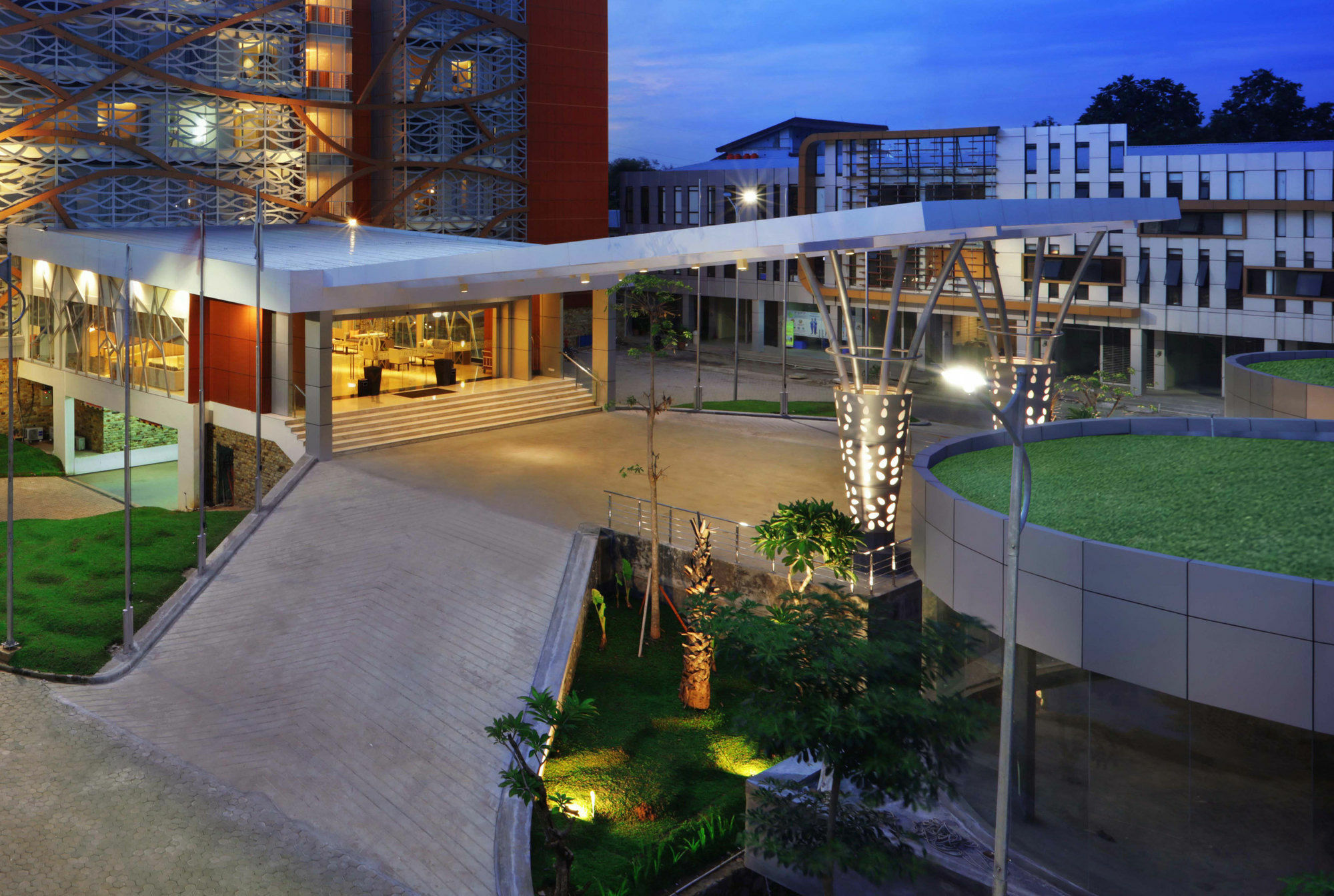 Harper Perintis By Aston Hotel Makassar Eksteriør billede